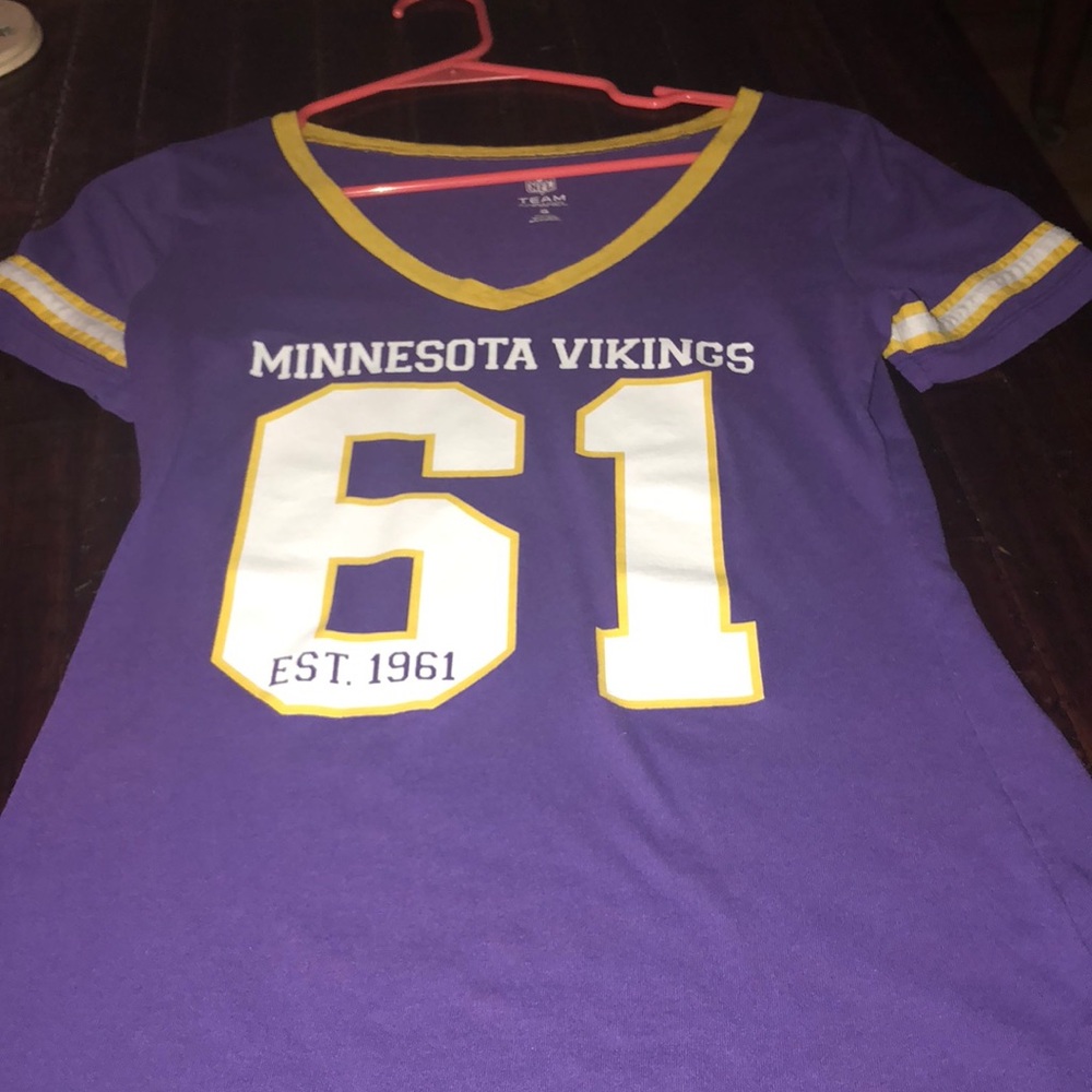 mn vikings t shirt